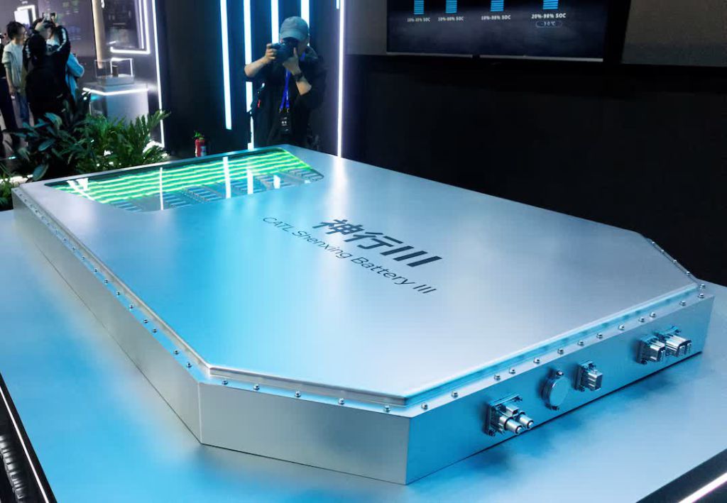CATL Unveils Next-Gen Semi-Solid-State Batteries Capable of 1,000-Mile Range